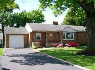 1530 Loucks Rd, York, PA 17408