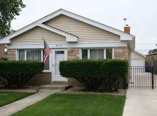 8635 Plainfield Rd, Lyons, IL 60534