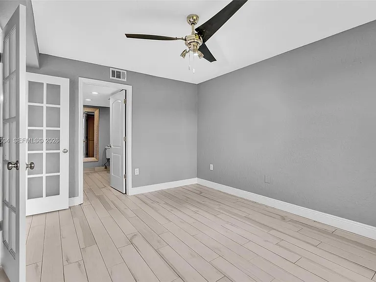 2851 N Oakland Forest Dr #111 — Photo 20