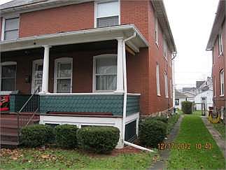 2nd image of 1157 Park Ave