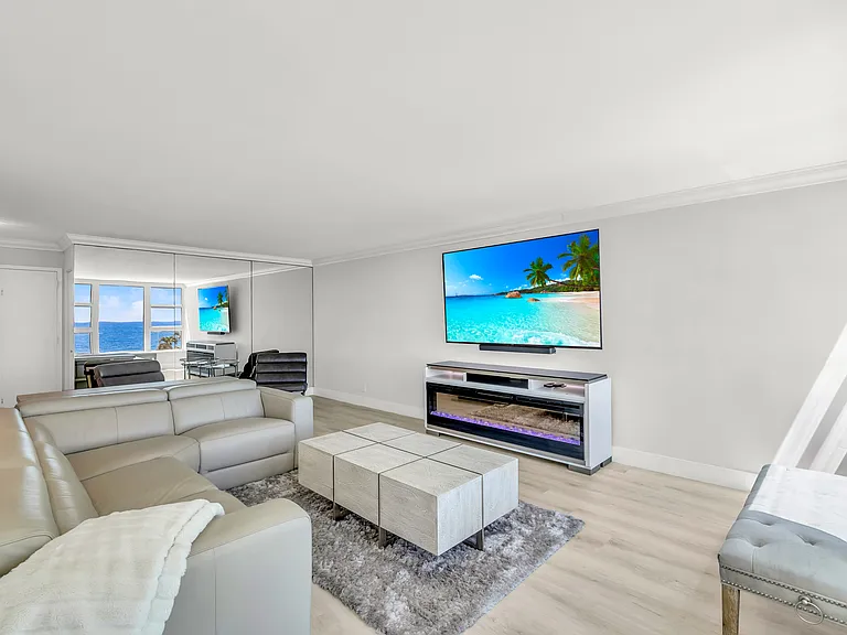 1620 S Ocean Blvd #5M — Photo 8