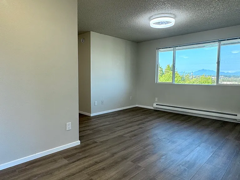 3829 Colby Ave #10 — Photo 1