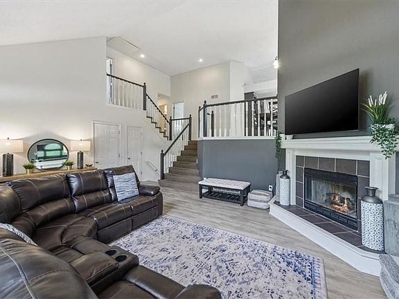 5th image of 12502 S Alcan Cir