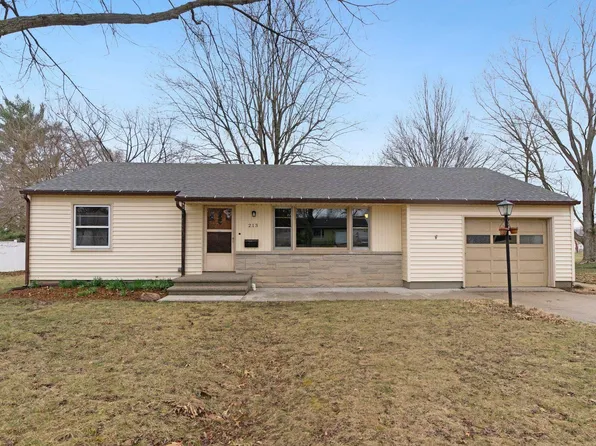 213 Iwo St, Auburn, IN 46706