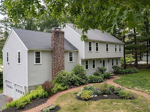 2nd image of 25 Ledgewood Dr