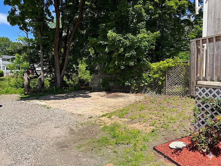 6 E Mill Rd #1 — Photo 10