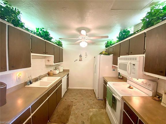4th image of 72 Mallard Ct