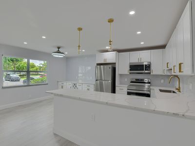 1013 Lyndhurst H, Deerfield Beach, FL, 33442