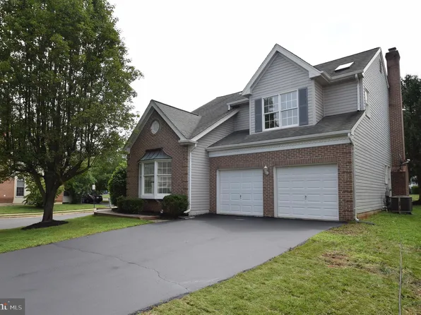 12923 Wheatland Rd, Fairfax, VA 22033