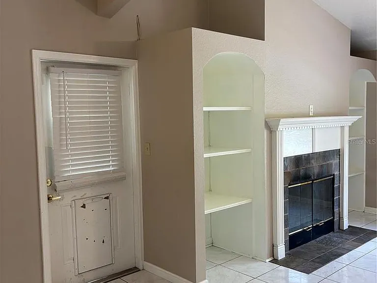 510 S Cedar Ave — Photo 6
