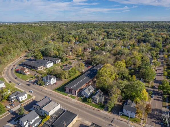 417 Washington St Apartments