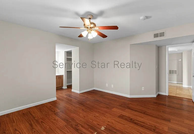 16602 N 25th St #109 — Photo 16