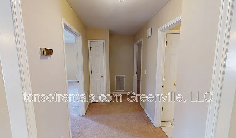 863 McAbee Rd — Photo 6