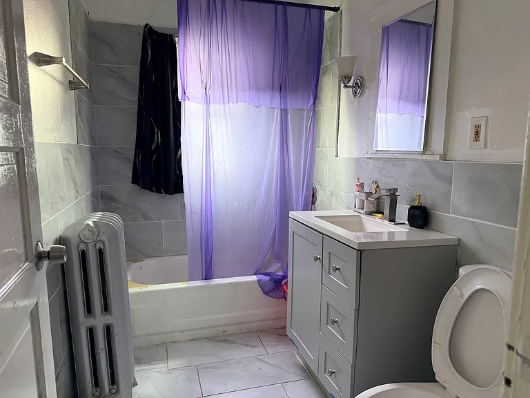 634 E Ferry St #1 — Photo 6
