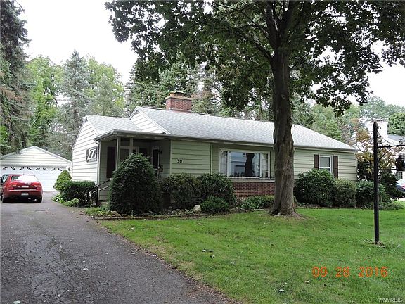 3rd image of 30 Henderson Pl