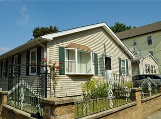 27 Marion Ave N, Providence, RI 02905