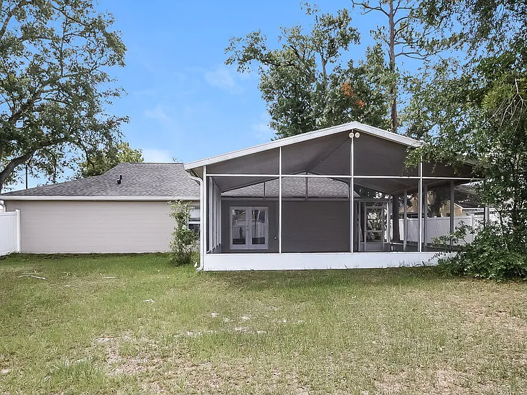 1962 Shannon Ln — Photo 16