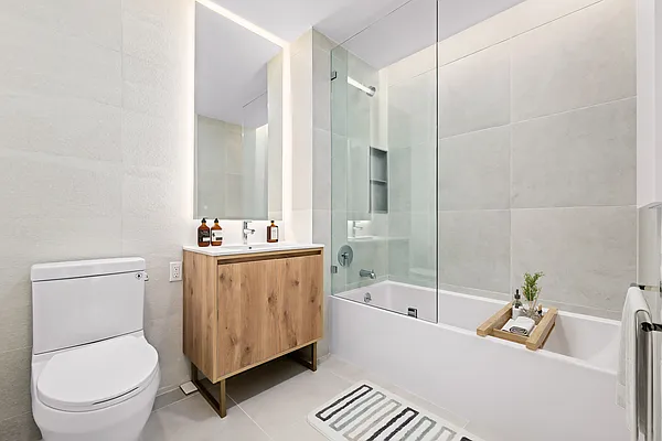 Rented by Nooklyn NYC LLC | media 36