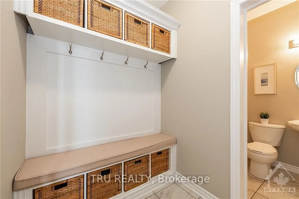 3 bed, $2,700 — Photo 4