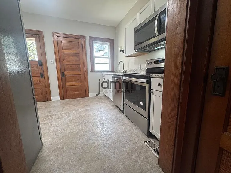 1477-1479 Northland Ave #1477 NORTHLAND AVE — Photo 9