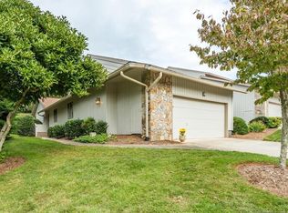129 Deerlake Dr, Asheville, NC 28803