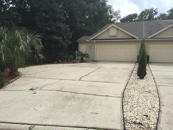 3rd image of 94 Fox Valley Dr