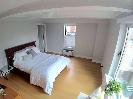 Rented by Helesa Lahey, LREB | media 14