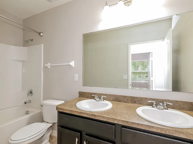 4804 Ashurst St — Photo 11