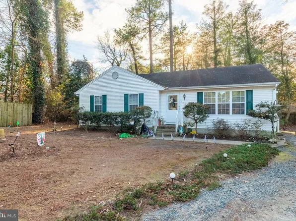 207 Walden Dr, Fruitland, MD 21826