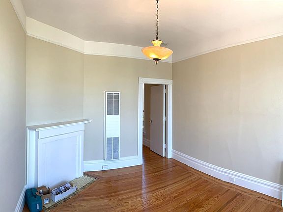 3rd image of 829-851 Masonic Ave #845