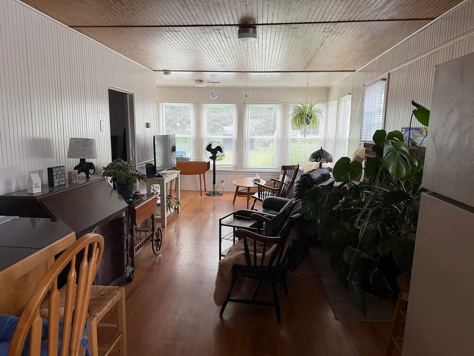 2 bed, 1.0 bath, 528 sqft, $2,500 — Photo 2