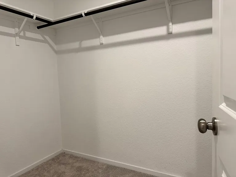 12931 Kathleen St — Photo 19