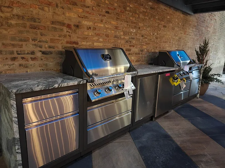 1810 N Wells St #320 — Photo 8