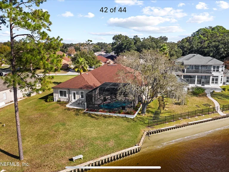 4911 Toproyal Ln — Photo 3