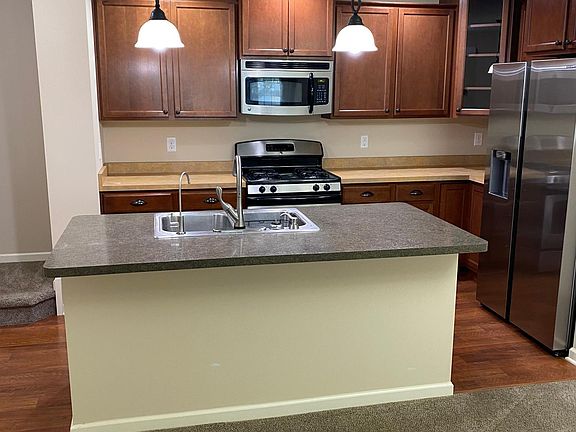 2nd image of 3516 White Pine Way