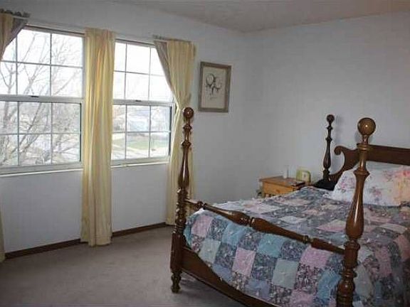 4th image of 4511 Huckleberry Ct