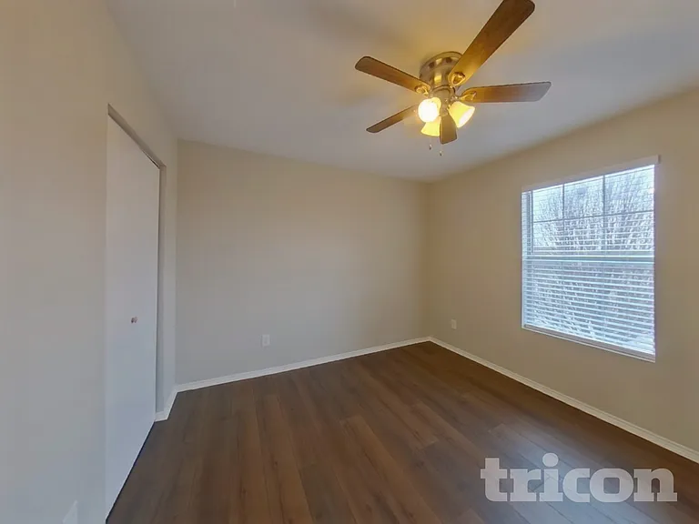 1221 Dianthus Dr — Photo 10