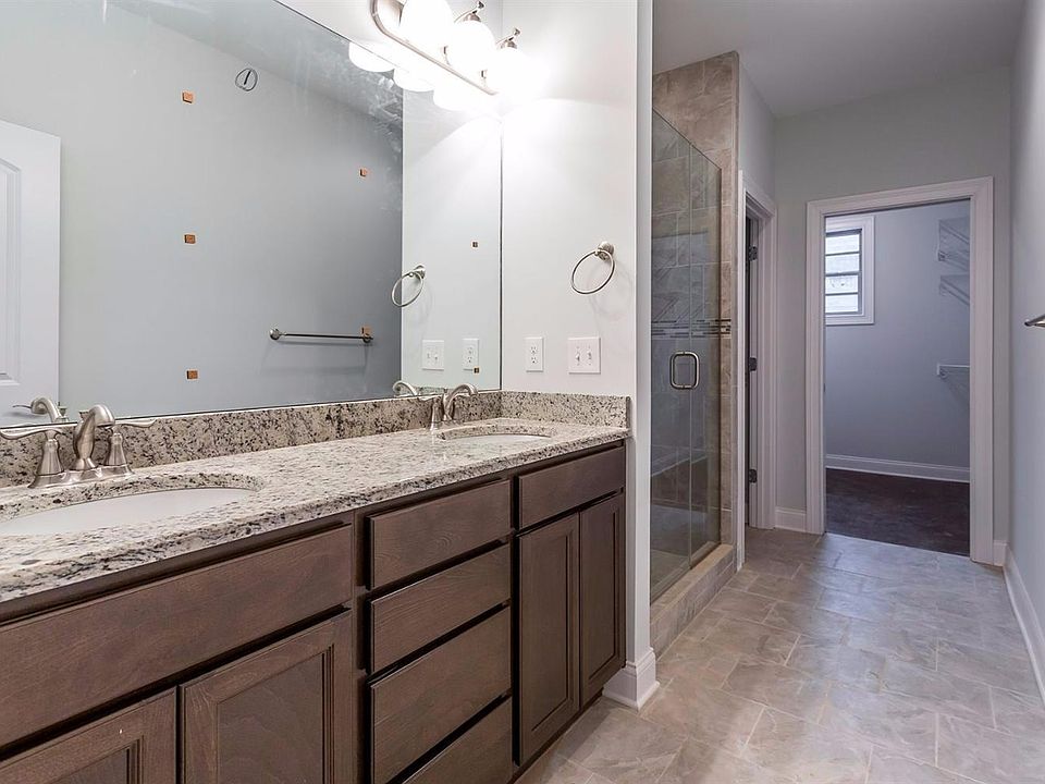 2nd image of 2145 Patchen Lake Ln