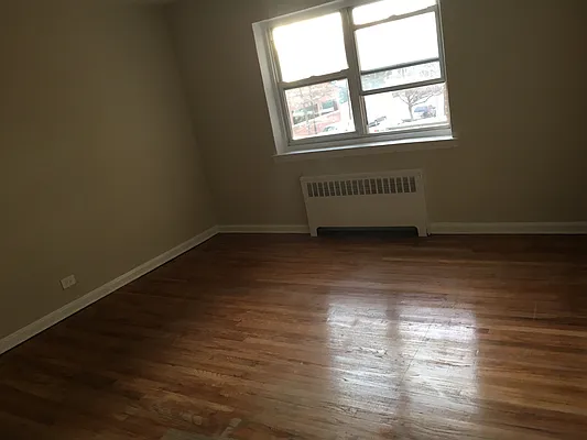 Rented by Alex Tembelis, LREB | media 70