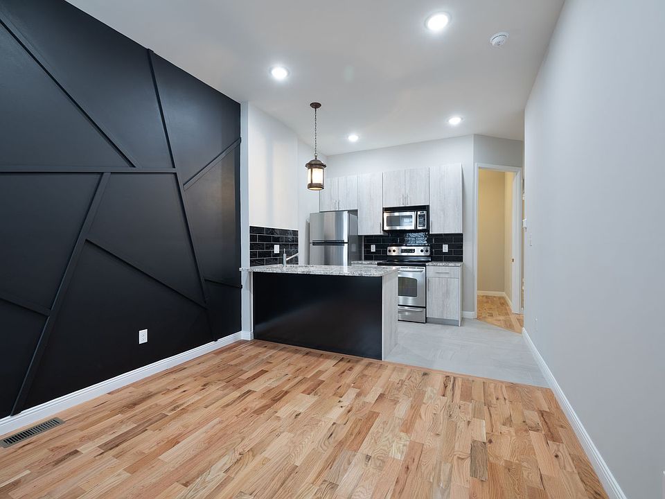1st image of 2126 N 31st St #1F