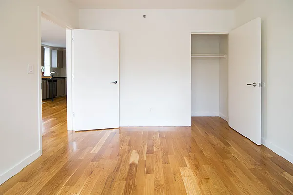 Rented by Nooklyn NYC LLC | media 7