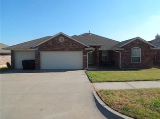 1504 SE 14th St, Moore, OK 73160