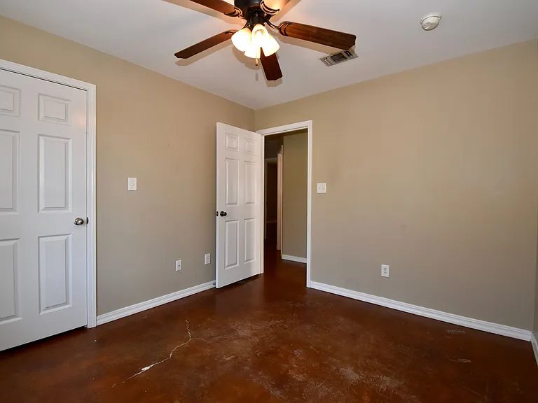 616 Evans St — Photo 11