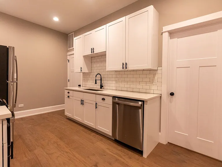 Avondale Building with All Renovated Units — Photo 2