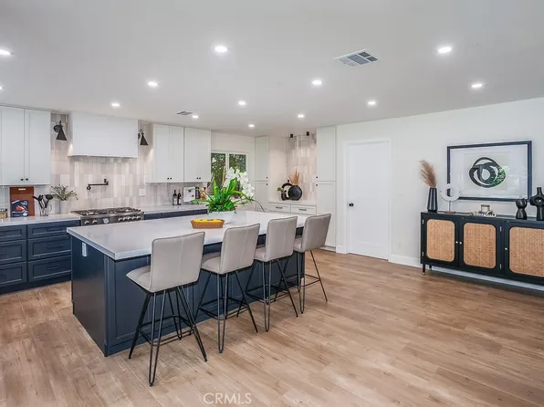 24400 Kittridge St, West Hills, CA 91307