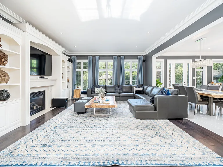 30 Bernadotte Dr — Photo 13