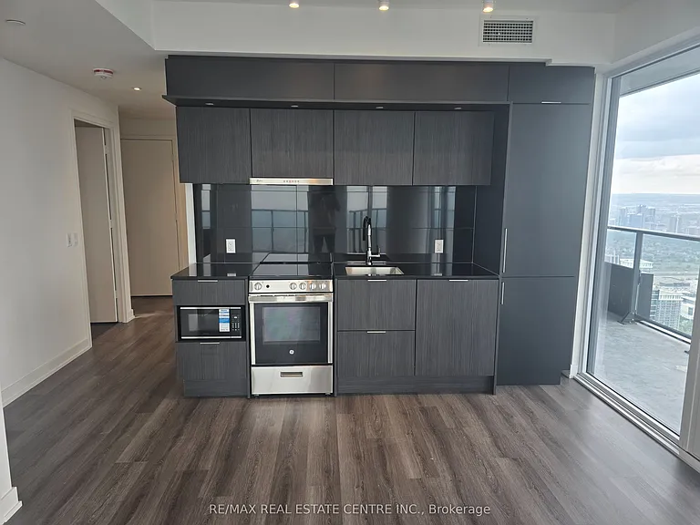448 Burnhamthorpe Rd W #6608 — Photo 4