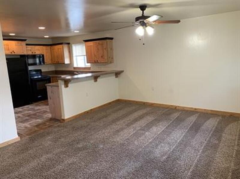 1st image of 1021 Enterprise Dr #2