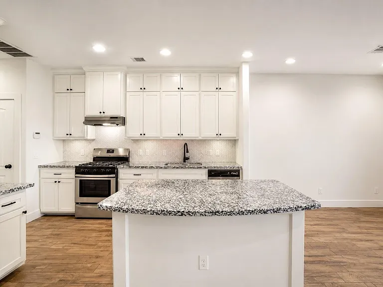 3605 Billingsley St #B — Photo 7