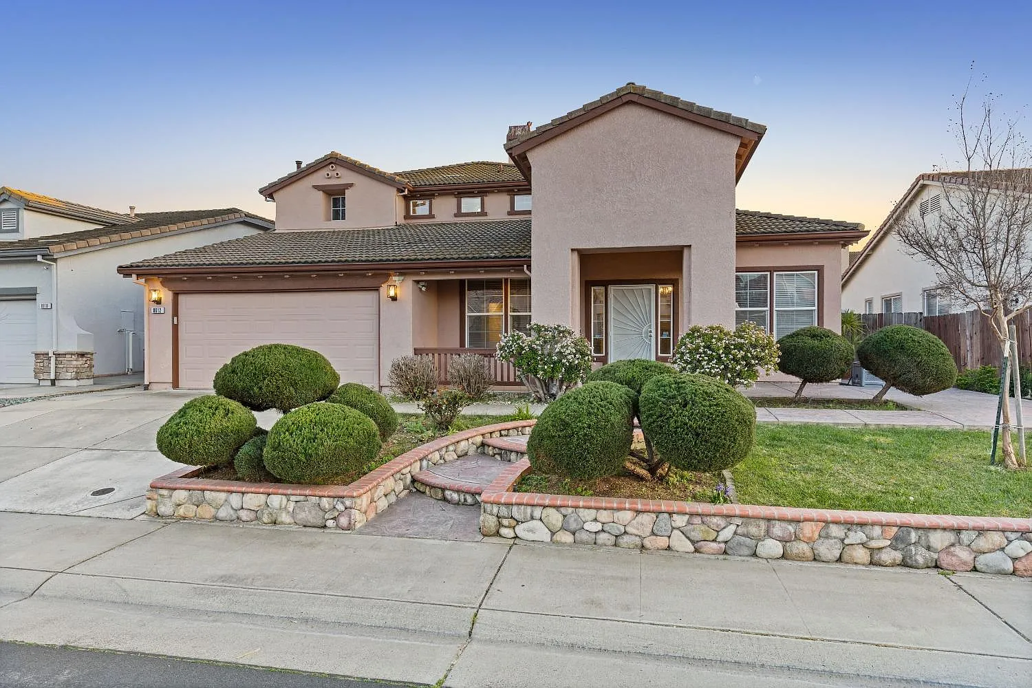8612 Territorial Way photo 1
